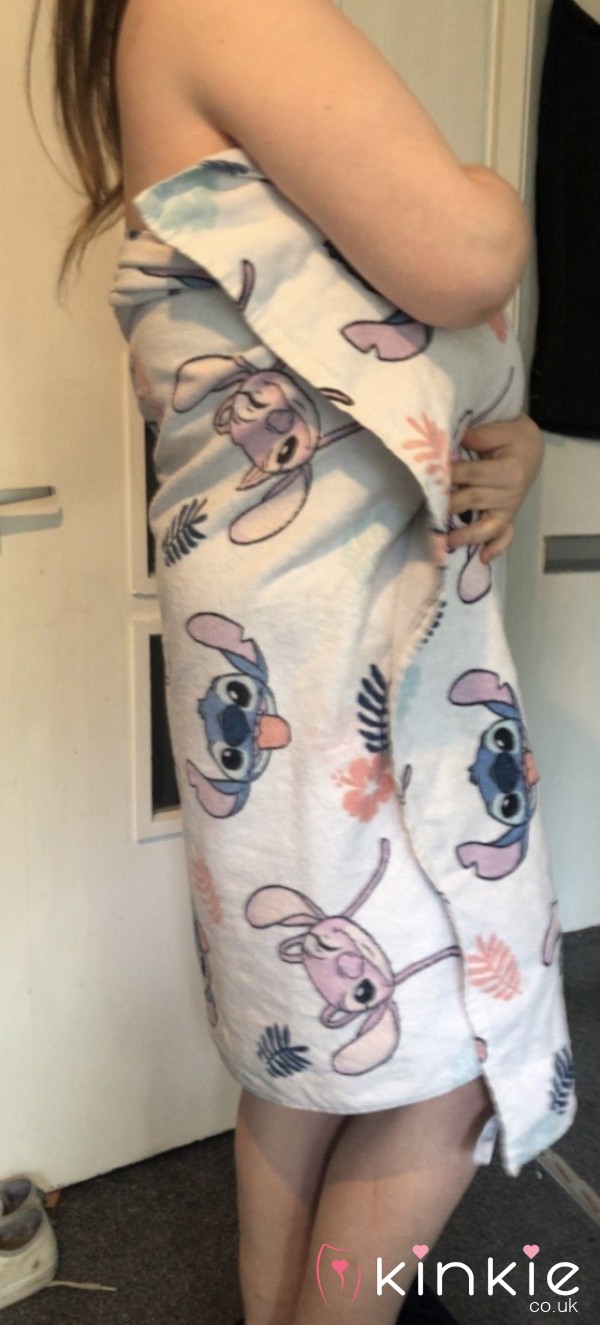 😈DAUGHTERS DISNEY BATH TOWEL😈