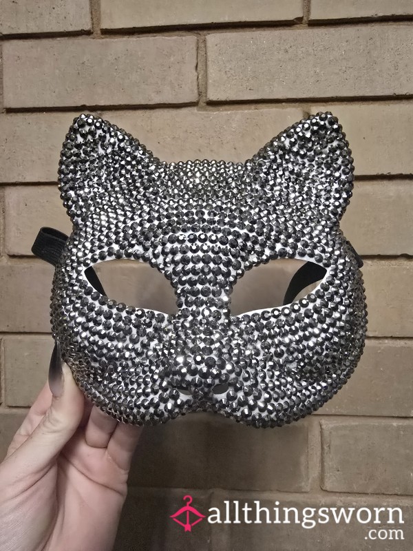 Dazzling Pu**y Mask