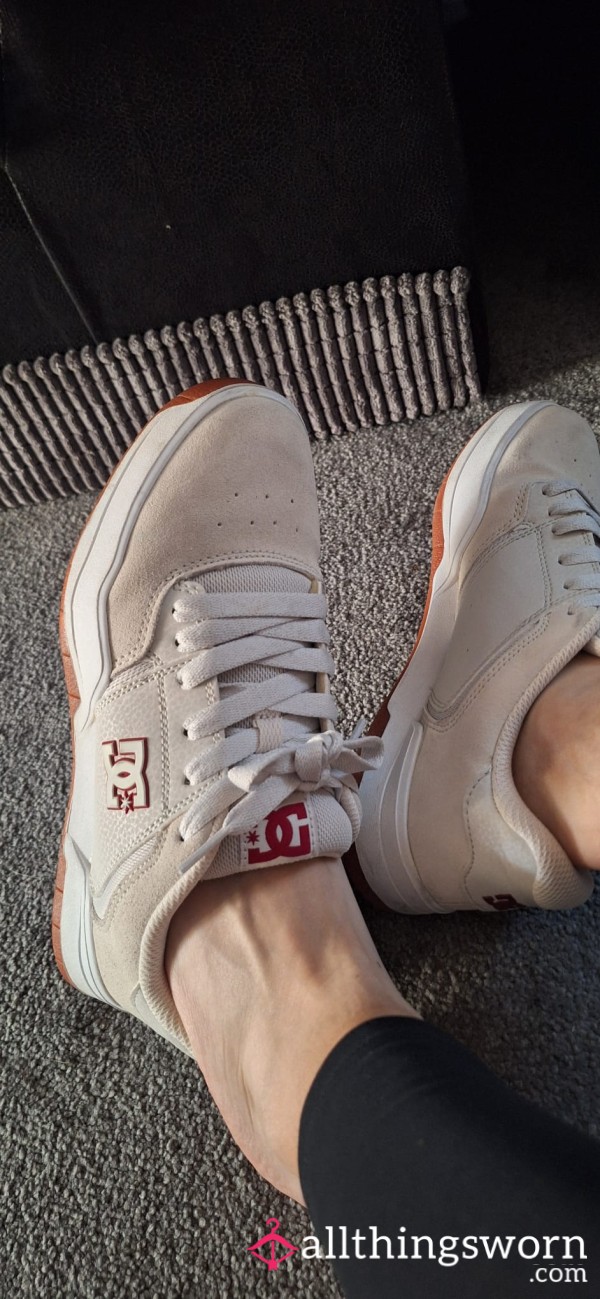 DC Shoes Size Uk6 Bare Foot Worn