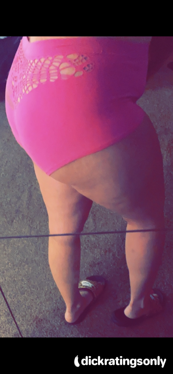 D🍆ck Rating Video In Panties.