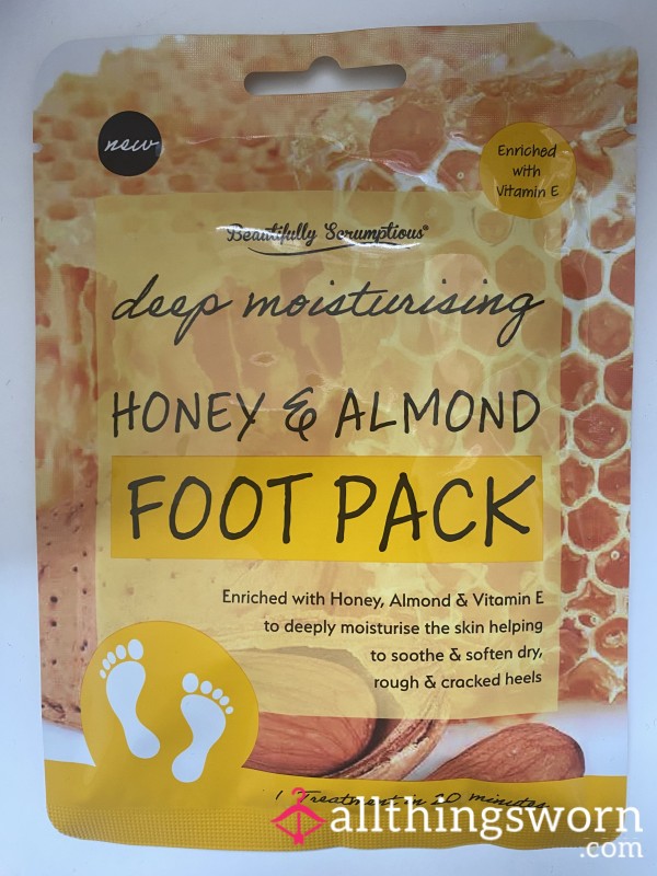 Deep Moisture Honey & Almond Foot Pack 🦶