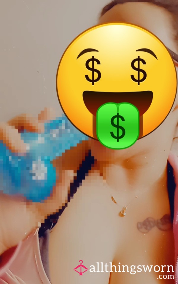 Deep Throating My Di**o