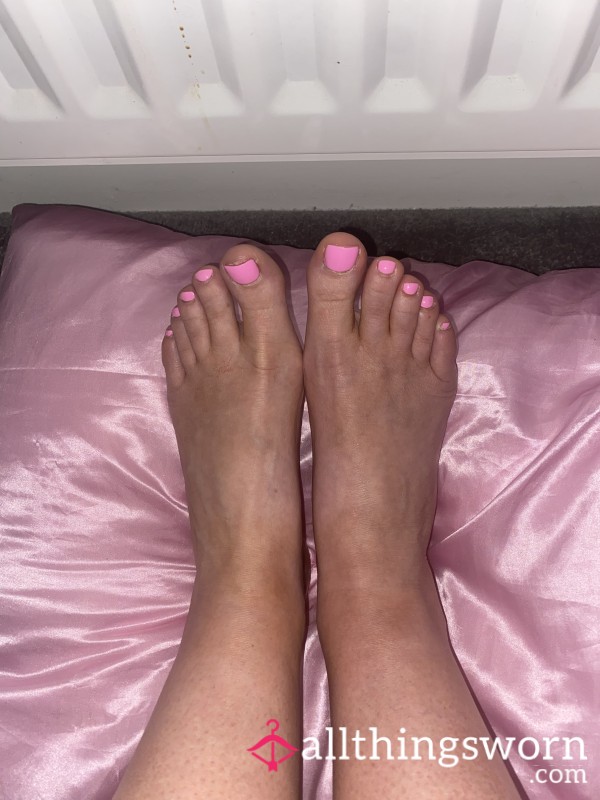 Desert Feet 👣  🍫