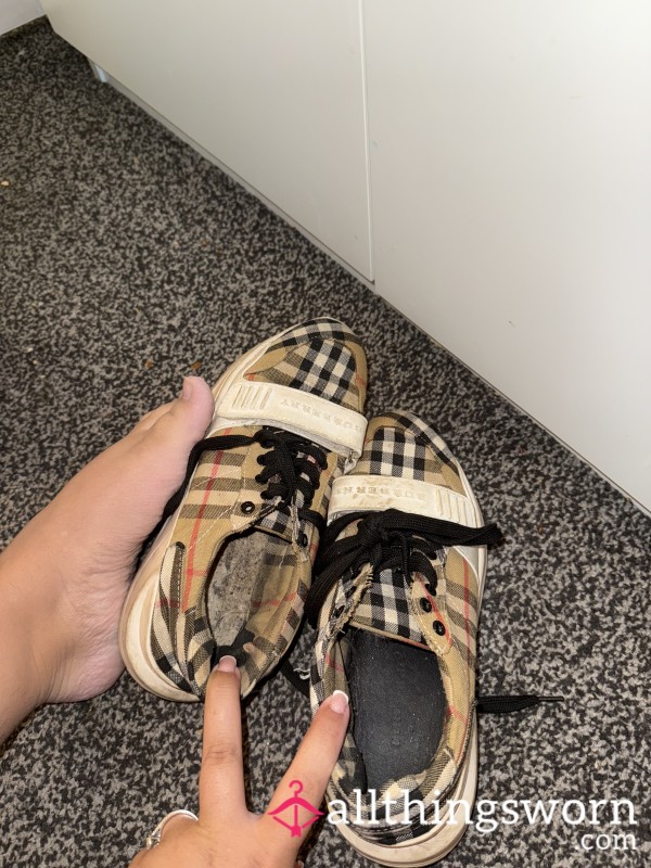 Designer Burberry Well Worn Sneaker Trainers