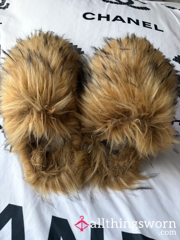 Destroyed Faux Fur Slippers