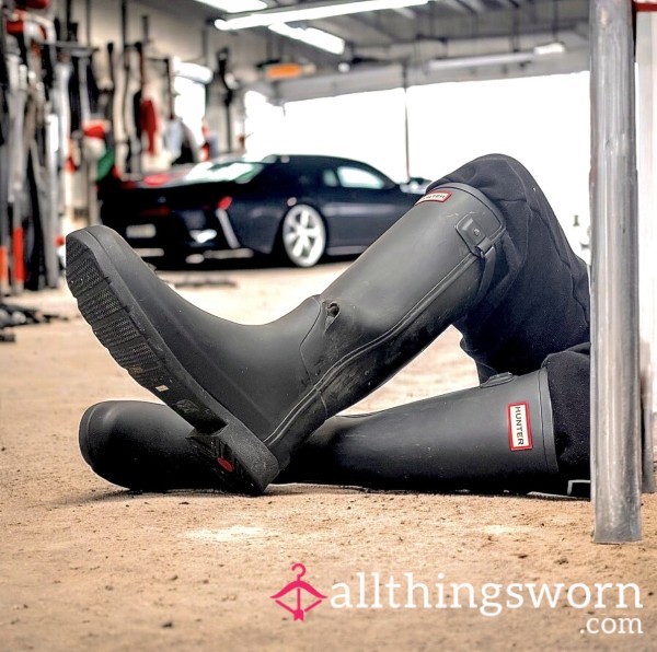 Destroyed Hunter Boots
