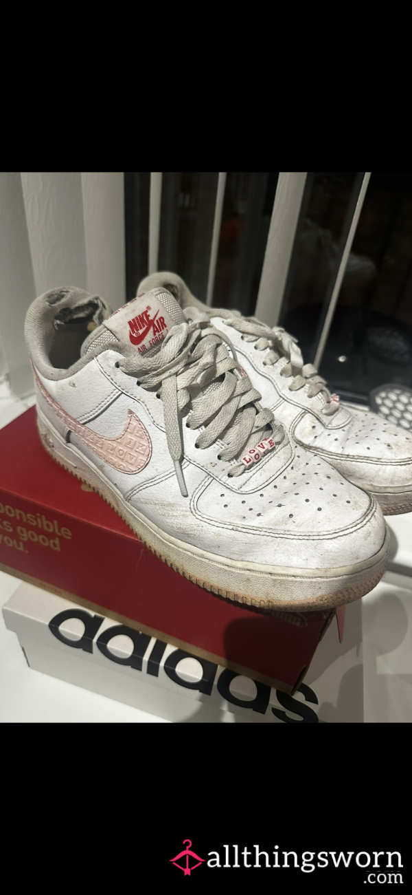 Destroyed Limited Edition Nike Airforce