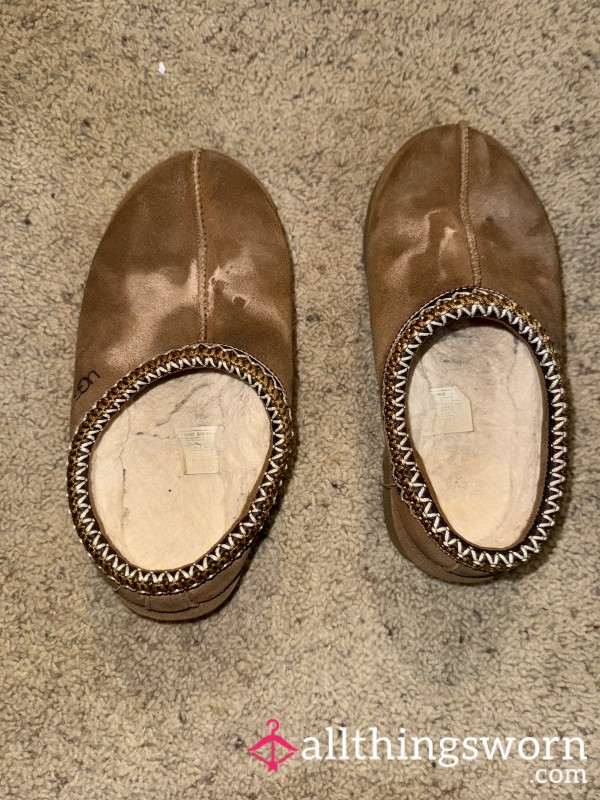 Destroyed UGG Slippers – Foul, Flattened & Foot-Funk Heaven 💀💦