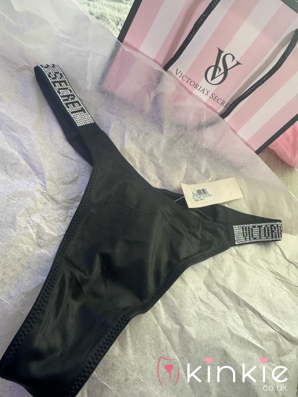 Diamanté Thong, Birthday Edition