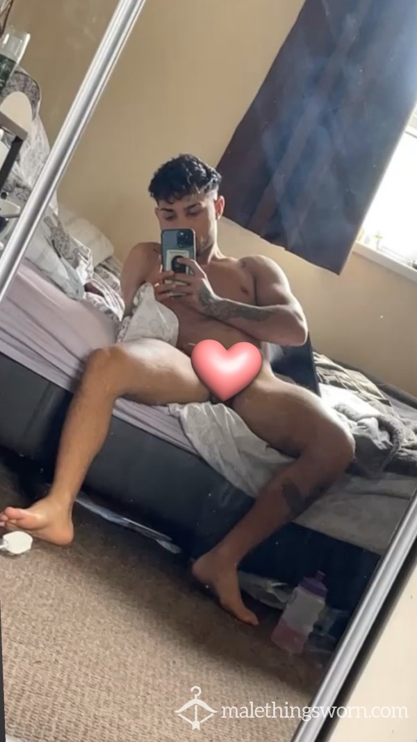D*ck Pic 😈