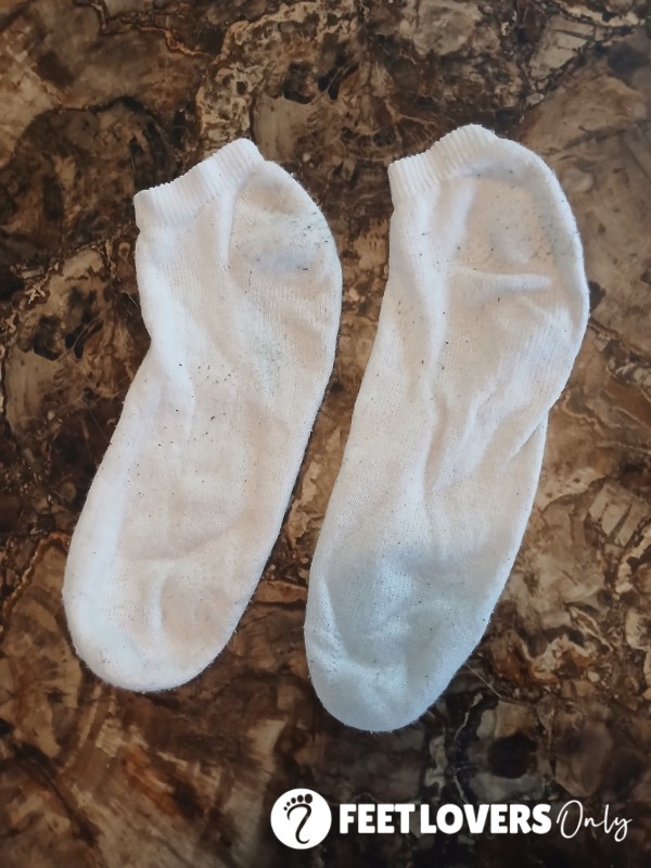 Dirtied & Worn White 15 Year Old Cotton Ankle Socks