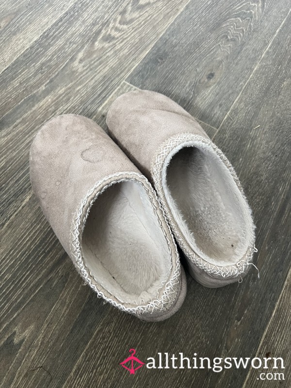 Dirtiest Sweaty Slippers