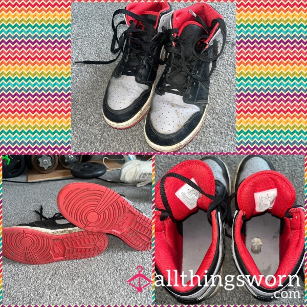 Dirty And Smelly Nike Trainers 👟 💦 Size 5
