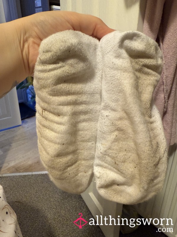 DIRTY, SWEAT-SOAKED White Ankle Socks – Stained & Scented Just For You 🦶🏼✨