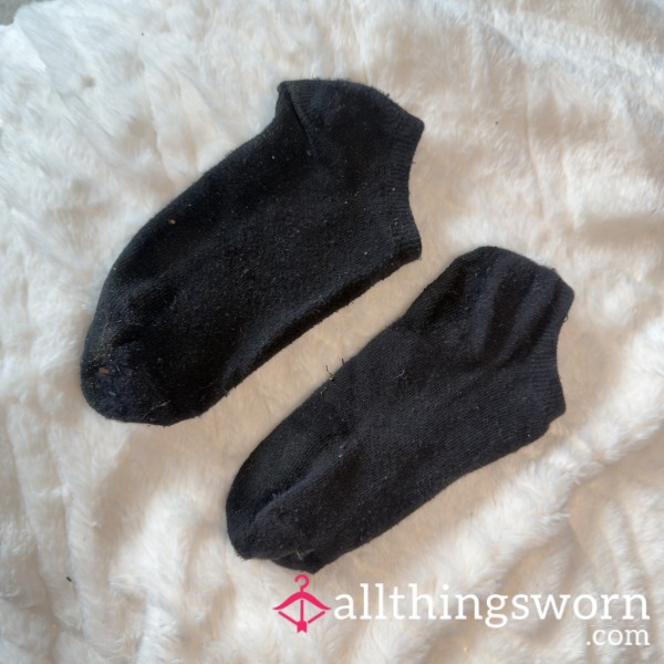 Dirty Black Ankle Socks