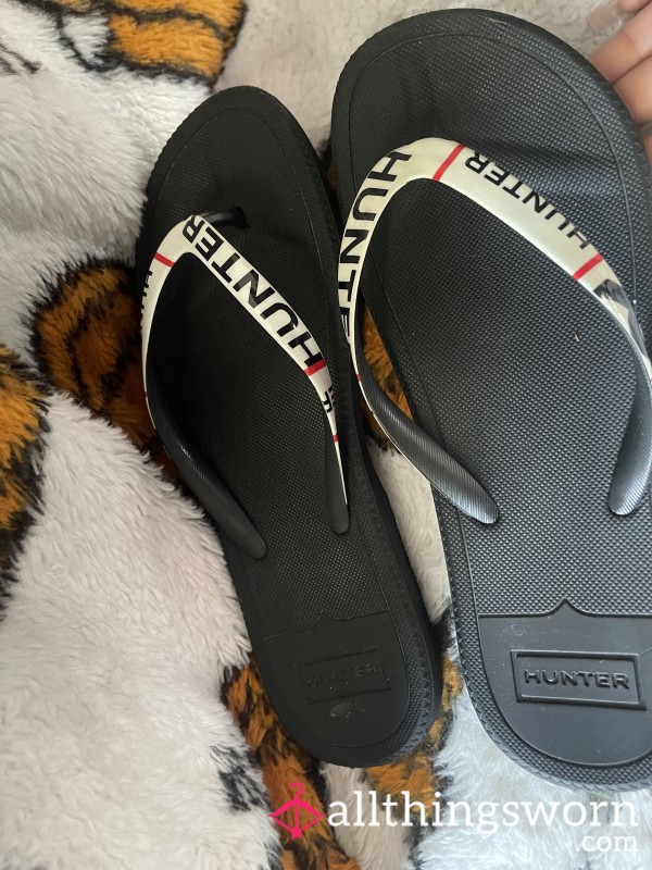 Dirty Black Hunter Flip Flops 🩴