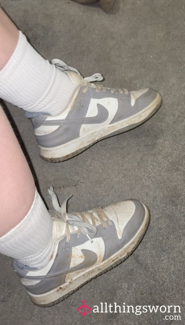 Dirty Dunks 👟