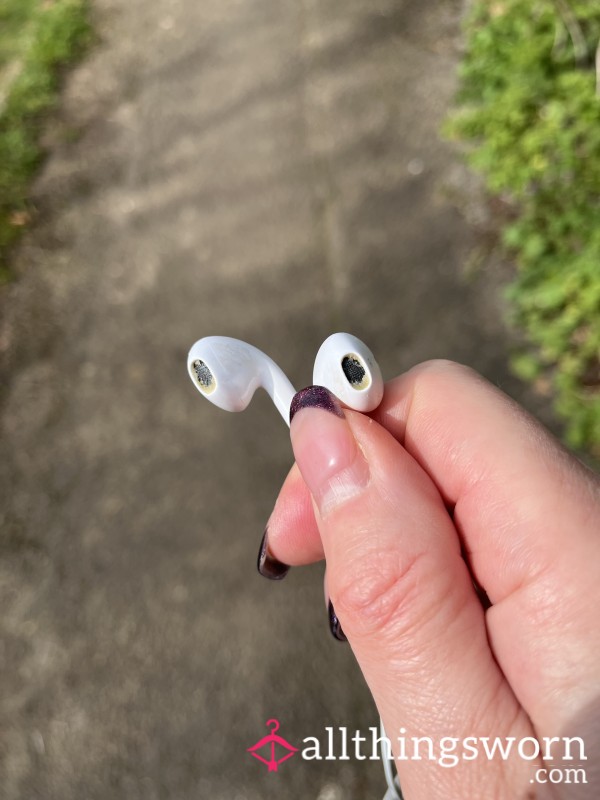 Dirty Ear Pods Bundle