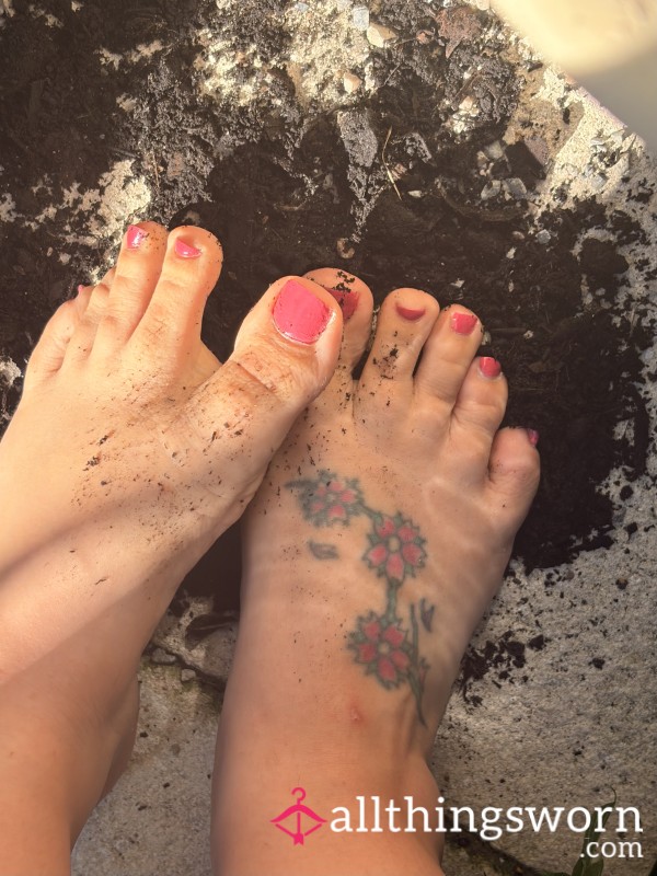 Dirty Feet