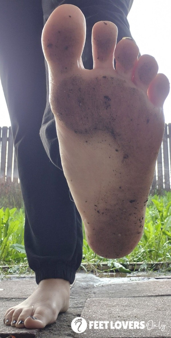 Dirty Feet