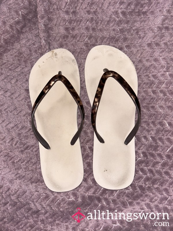 🩴 Dirty Flip-flops