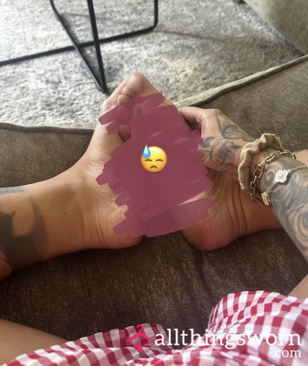 Dirty Heels From Wearing Dirty Crocs