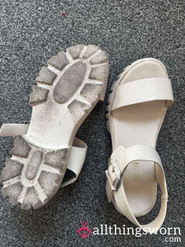 Dirty, Holiday White Platform Sandals