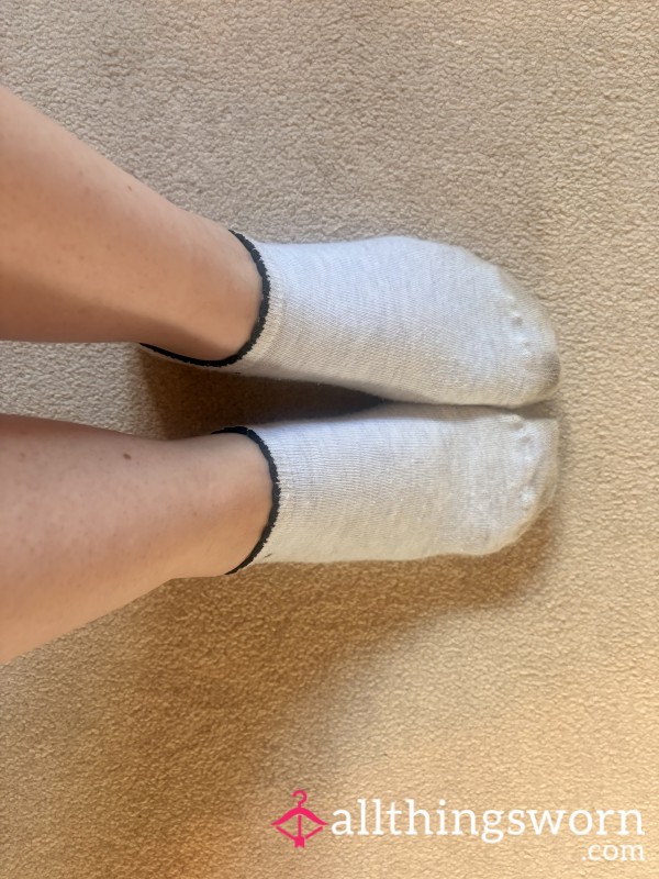 Dirty Light Grey Trainer Socks 🩶