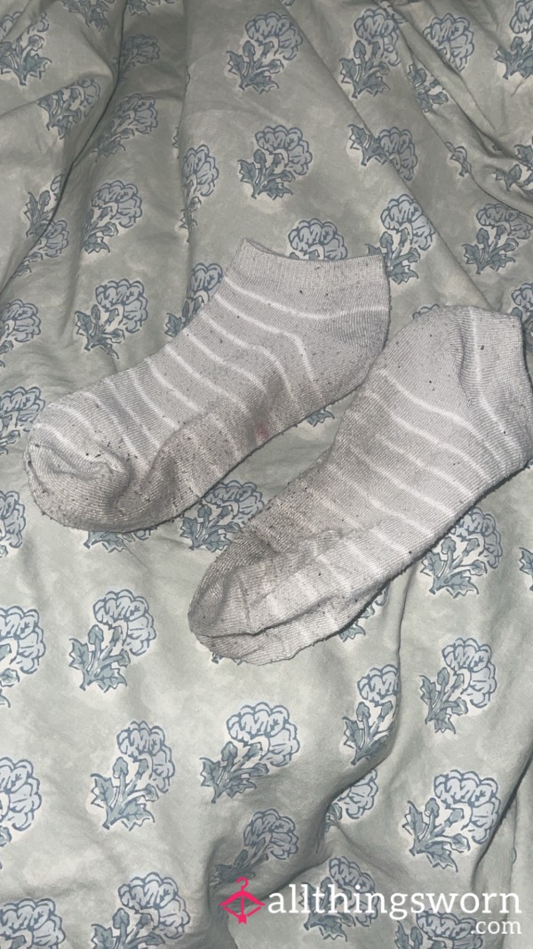 Dirty Linty Socks 🧦