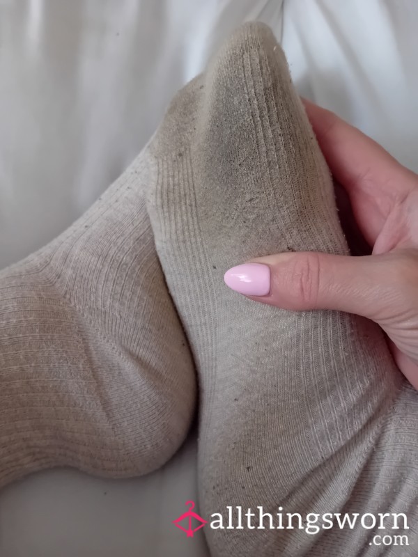 Dirty Little Toes