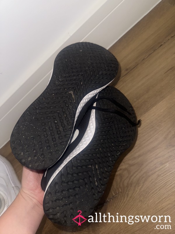 Dirty Nike Gym Trainers🦶🏼