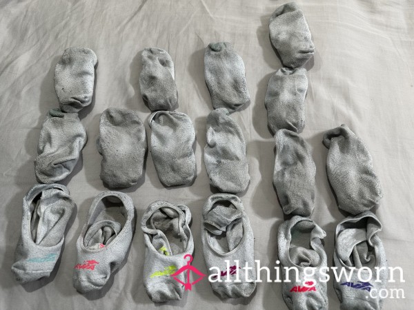 Dirty No Show Socks