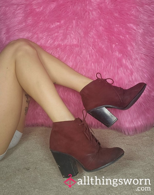 💋Dirty Old Marron Burgandy Red Suede Ankle Boots Faded High Heel Shoes Chunky Heel Asian Girl Cute Japanese Tattooed Workout Gym Fitness Model Personal Trainer