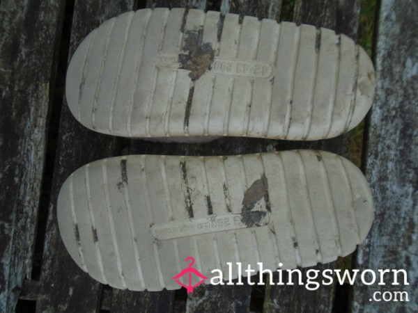 Dirty Old Open Toe Slippers For You To Lust Over😏