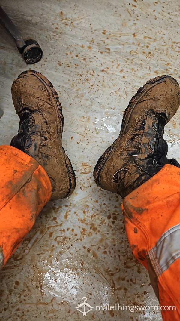 Dirty Old Site Boots