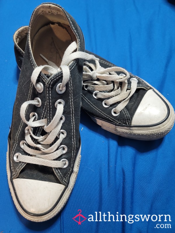 A Goddesses Dirty Old Smelly Converse