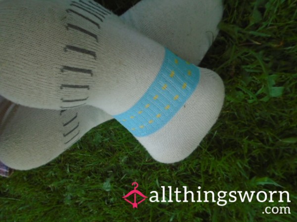 🧦Dirty Old Worn Socks For Your Pleasure😏