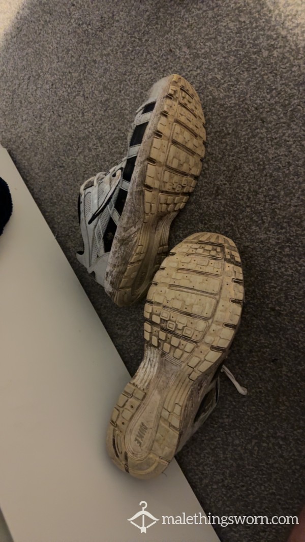 Dirty Outdoor Running Shoes