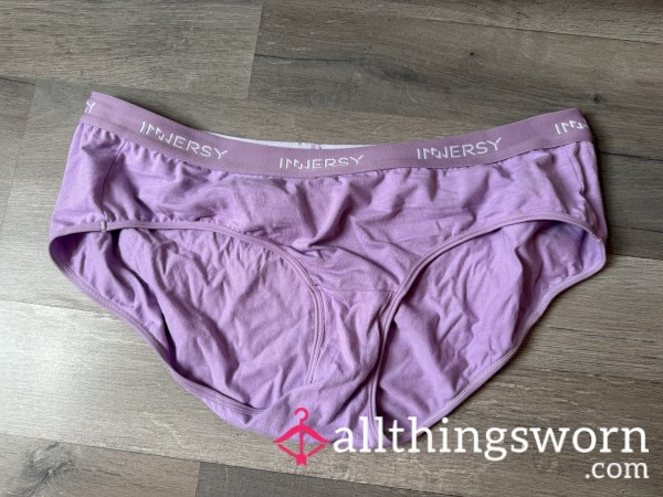 Dirty Panties For Your Sniffigg ‘n
