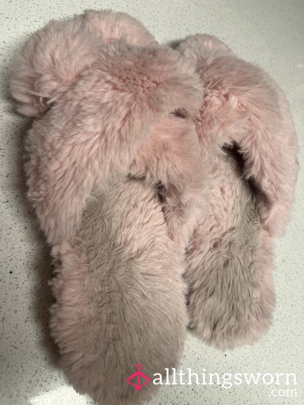 Dirty Pink & Fluffy Slippers