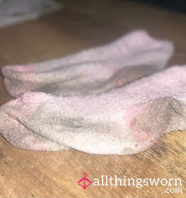 Dirty, Pink Fluffy Socks 🧦