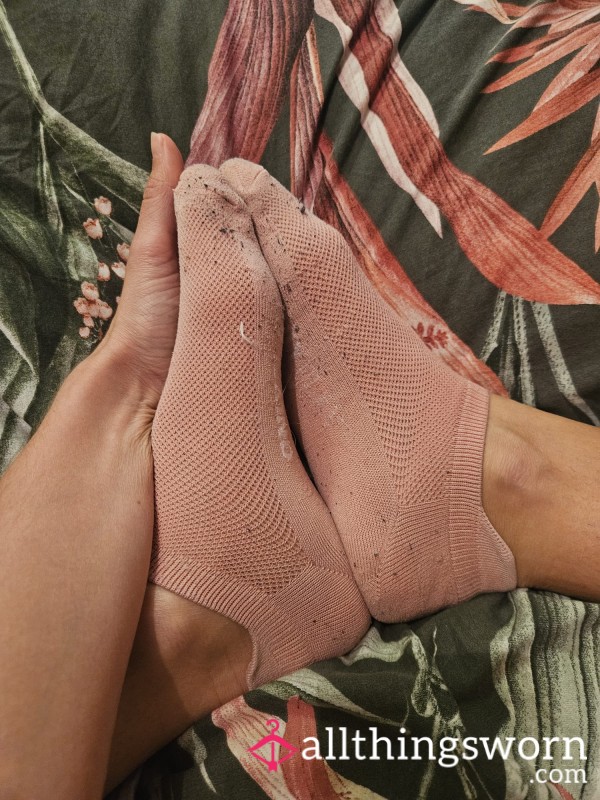 Dirty Pink Trainer Socks