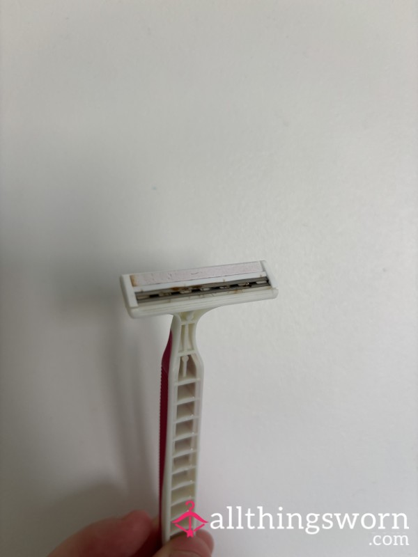 Dirty Razor S