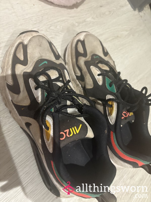 Sweat-Drenched Running Trainers – 5k Of Filth, Funk & Footprint Fetish 💦