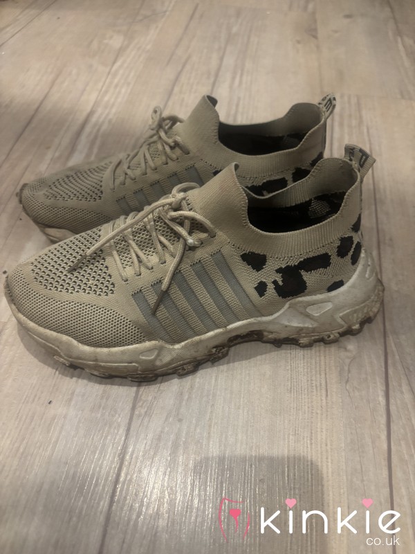 Dirty Running Trainers