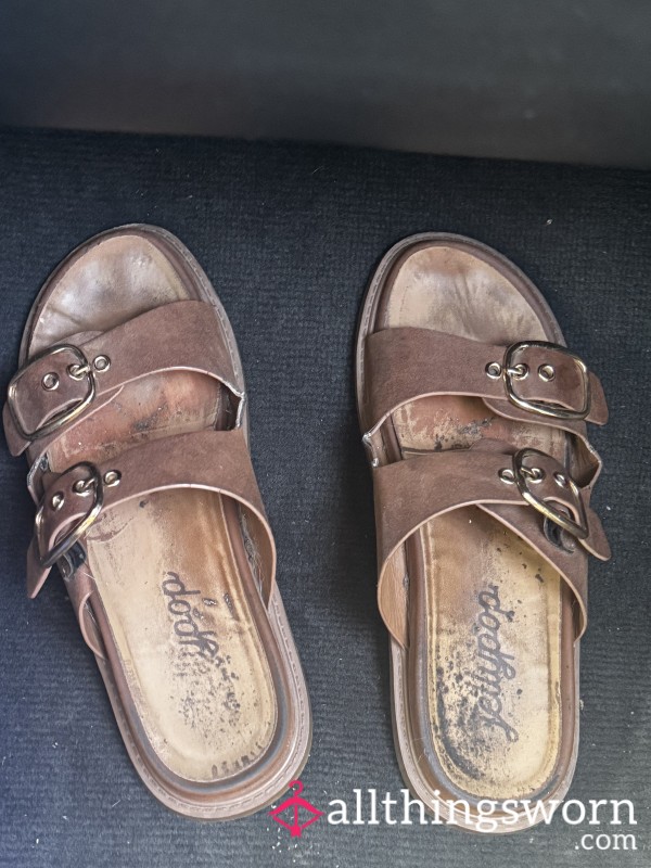 DIRTY SANDALS
