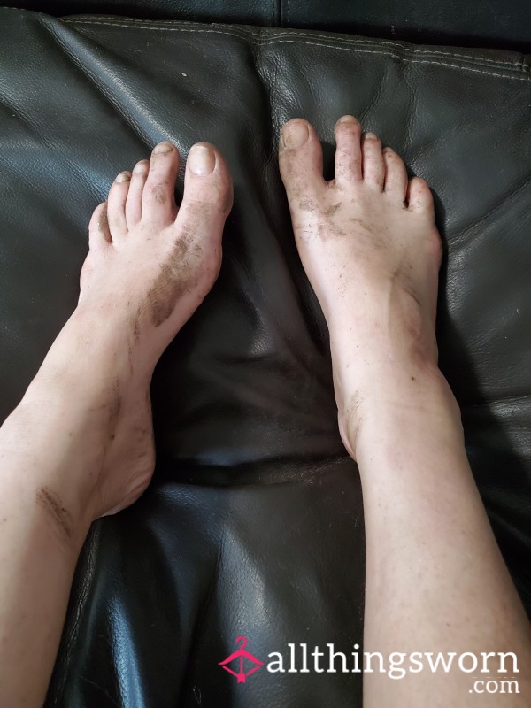 Dirty  Size 4 Feet