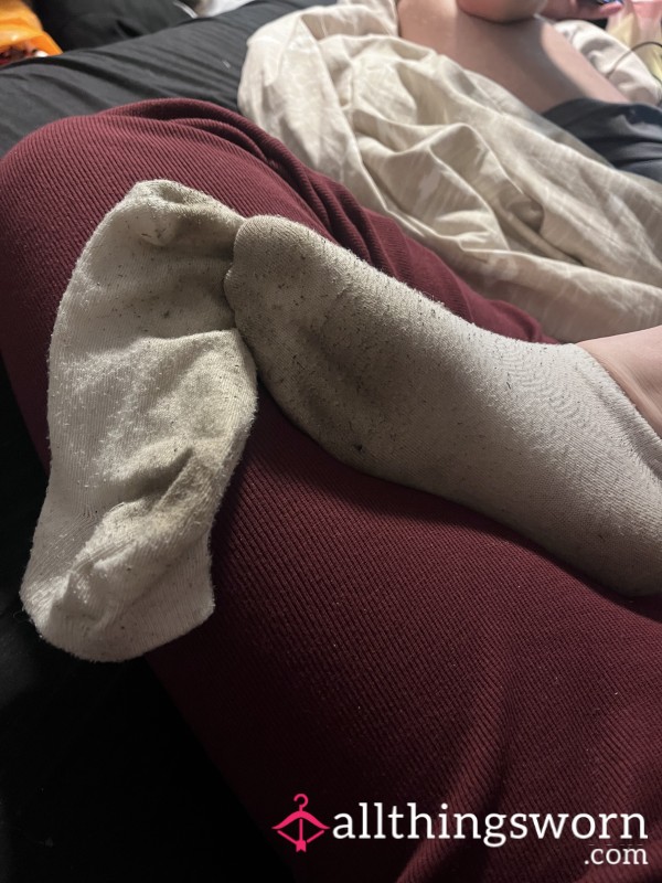 Dirty Smelly Socks Worn For A Week🧦
