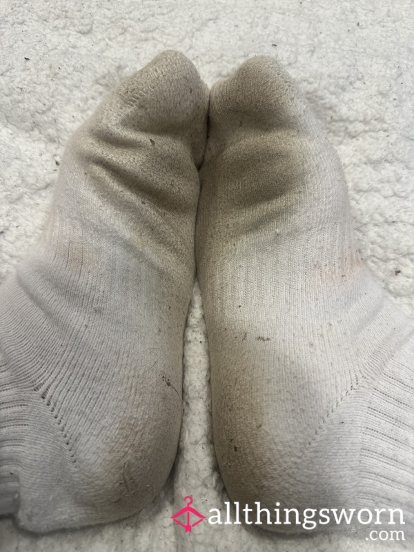 Dirty Smelly Stained Socks🦶