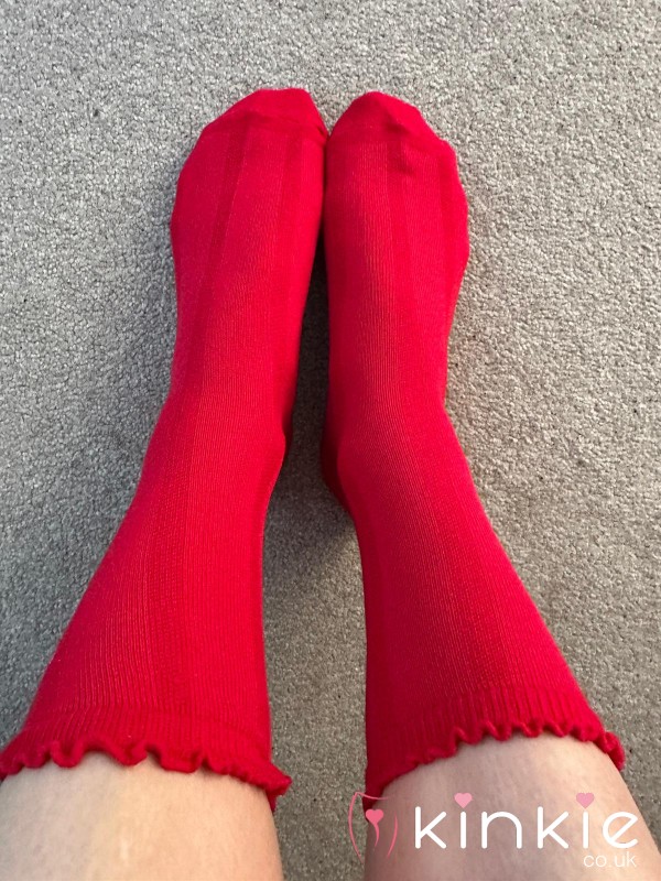 DIRTY SMELLY WORN RED SOCKS 5 STAR ⭐ ⭐⭐⭐⭐ REVIEWS